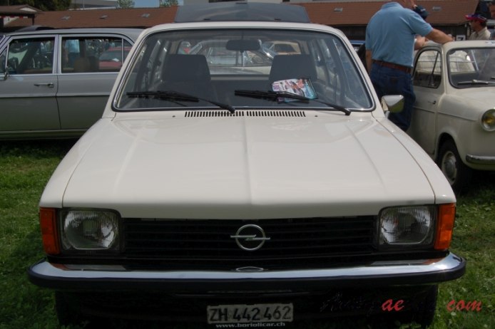 Opel Kadett C 1973-1979 (1978 Caravan kombi 3d), przód