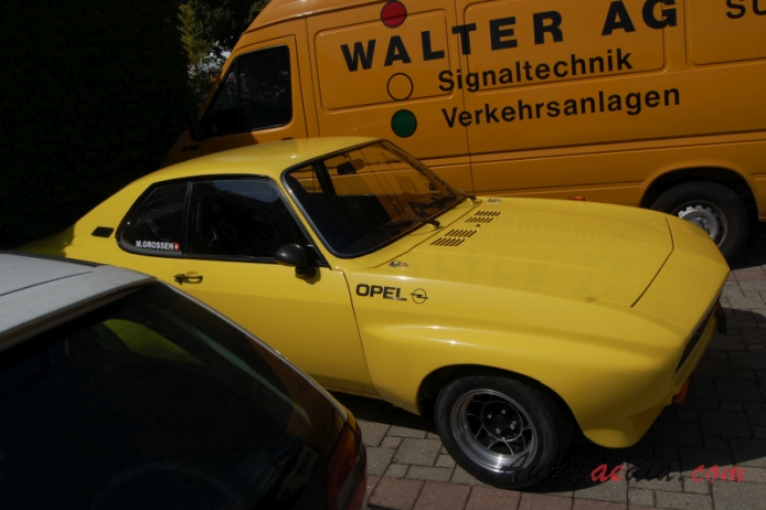 Opel Manta A 1970-1975, prawy bok