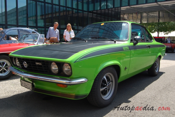 Opel Manta A 1970-1975 (1974-1975 GT/E), left front view