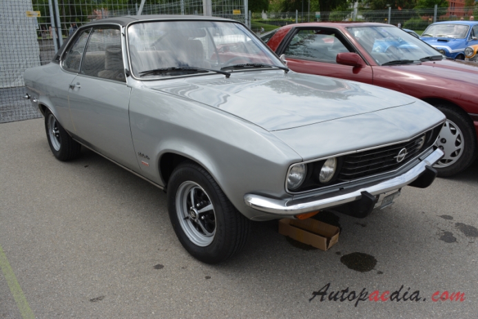 Opel Manta A 1970-1975 (Berlinetta 1900 Coupé 2d), right front view