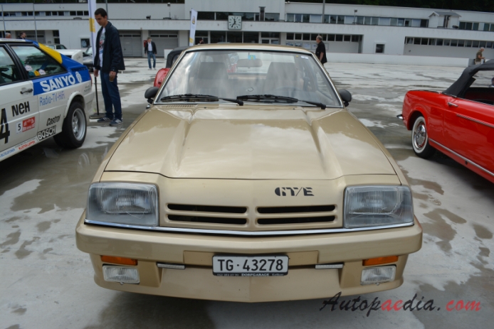 Opel Manta B 1975-1988 (1982-1984 B2 GT/E Coupé 2d), przód