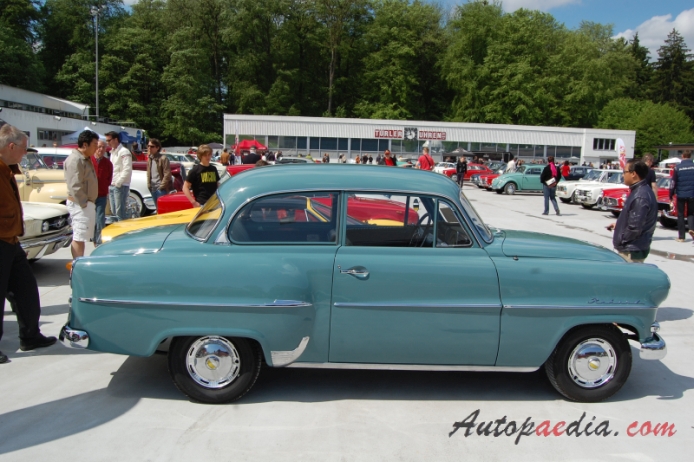 Opel Rekord 1. generacja Olympia Rekord 1953-1957 (1956 sedan 2d), prawy bok
