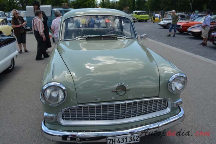Opel Rekord 1. generacja Olympia Rekord 1953-1957 (1956 sedan 2d), przód