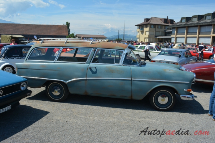 Opel Rekord 2. generacja PI 1957-1960 (1958-1960 Caravan 3d), prawy bok