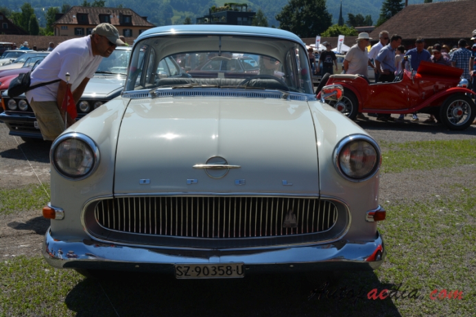 Opel Rekord 2. generacja PI 1957-1960 (1958-1960 Olympia Ascona Rekord sedan 2d), przód