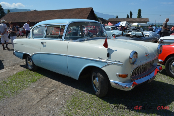 Opel Rekord 2. generacja PI 1957-1960 (1958-1960 Olympia Ascona Rekord sedan 2d), prawy przód