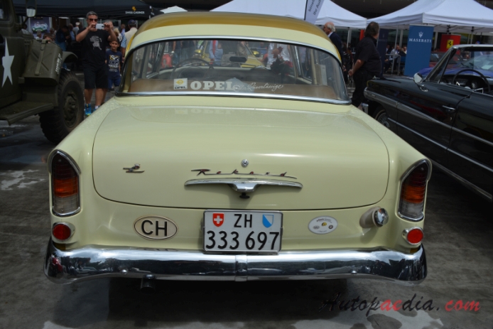 Opel Rekord 2. generacja PI 1957-1960 (1958 Olympia Ascona Rekord 1500 sedan 2d), tył
