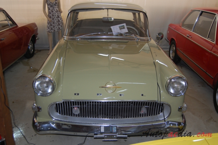 Opel Rekord 2. generacja PI 1957-1960 (1960 Olympia 1700 sedan 2d), przód