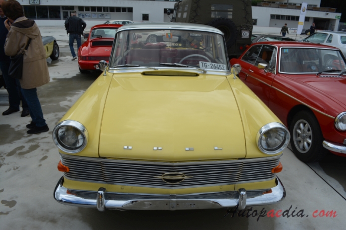 Opel Rekord 3. generacja P II 1960-1963 (Sedan 2d), przód
