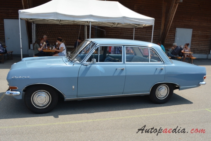 Opel Rekord 4. generacja (Rekord A) 1963-1965 (1964-1965 Rekord 6 sedan 4d), lewy bok