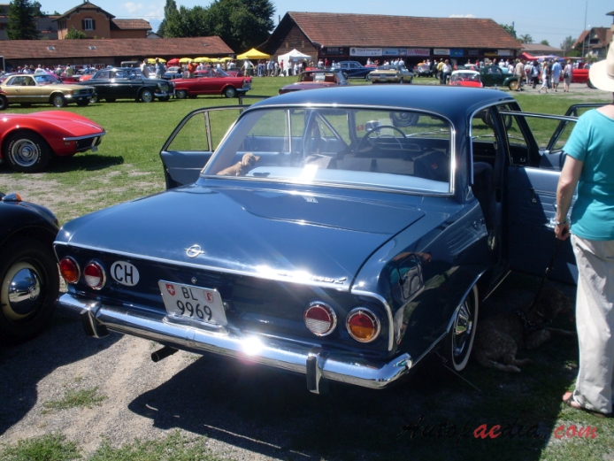 Opel Rekord 5. generacja (Rekord B) 1966-1967 (1966 Sedan 4d), prawy tył