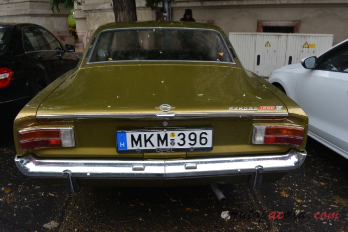 Opel Rekord 6th generation (Rekord C) 1967-1971 (1900L Coupé 3d), rear view