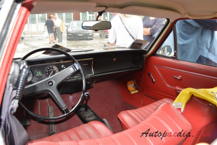 Opel Rekord 6th generation (Rekord C) 1967-1971 (1900L station wagon 5d), interior