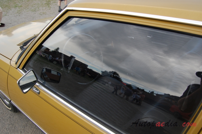 Opel Rekord 7th generation (Rekord D) 1972-1977 (1900S sedan 2d), interior