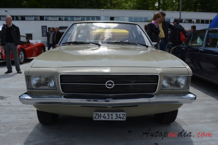 Opel Rekord 7. generacja (Rekord D) 1972-1977 (1900S sedan 2d), przód