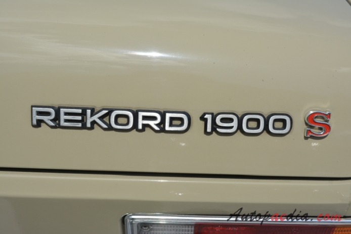 Opel Rekord 7th generation (Rekord D) 1972-1977 (1900S sedan 2d), rear emblem  