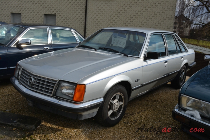 Opel Senator A 1978-1986 (1979 A 3000 E sedan 4d), left front view