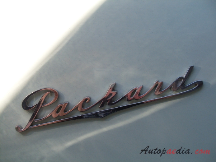 Packard Cavalier 1953-1954 (1954), emblemat tył 