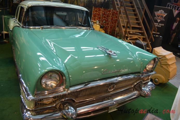 Packard Clipper 1941-1957 (1955 sedan 4d), przód