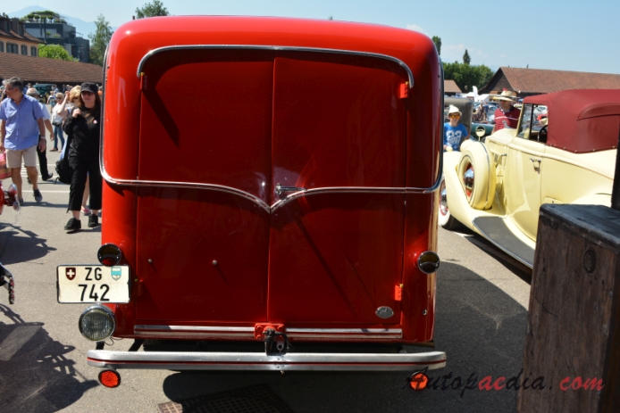 Packard Eight 1924-1951 (1928-1932 fire engine), rear view