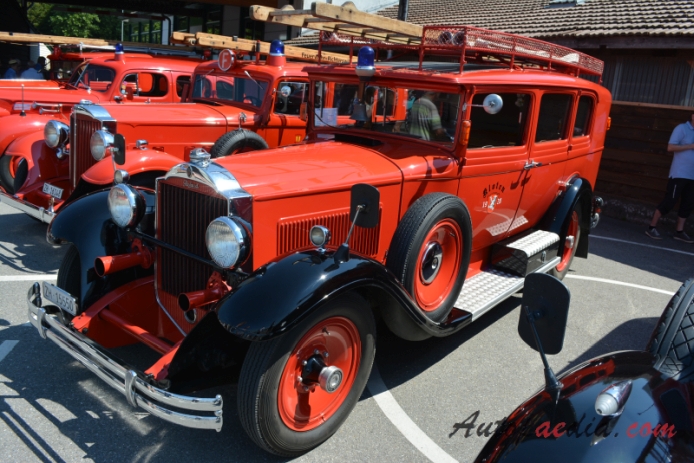 Packard Eight 1924-1951 (1928 wóz strażacki), lewy przód