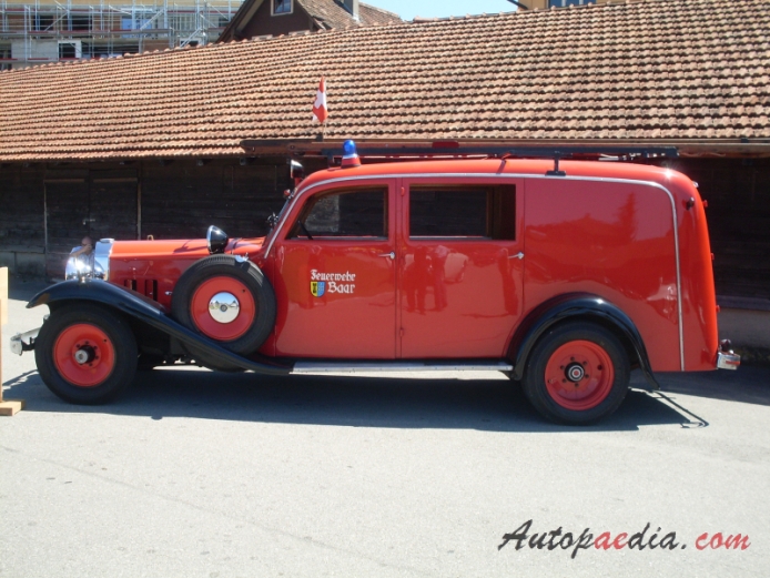 Packard Eight 1924-1951 (1932 wóz strażacki), lewy bok