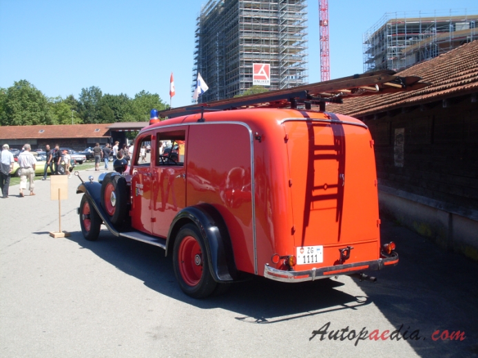 Packard Eight 1924-1951 (1932 wóz strażacki), lewy tył