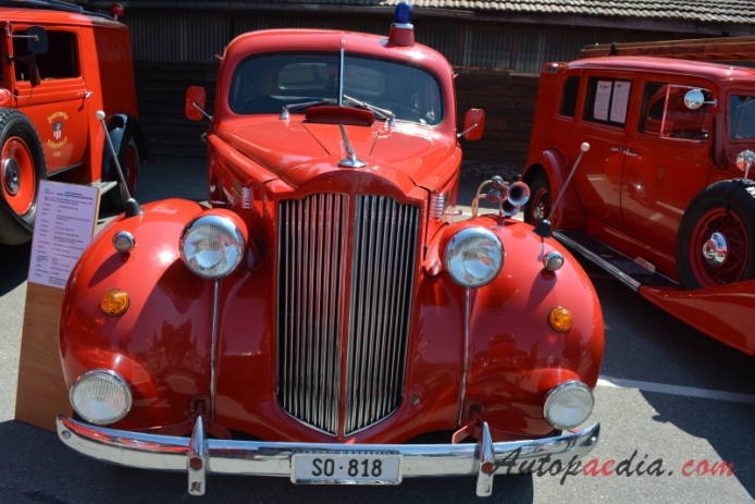 Packard Six 2nd generation 1937-1939 (1938 fire engine), front view