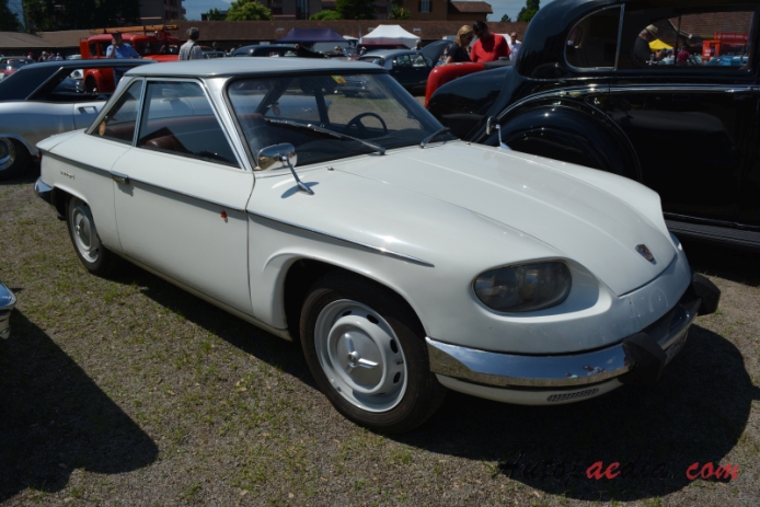 Panhard 24 1964-1967 (24CT Coupé 2d), prawy przód