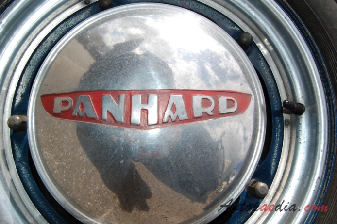Panhard Dyna X 1948-1954 (1953 K211 850ccm fourgonnette 3d), detail  