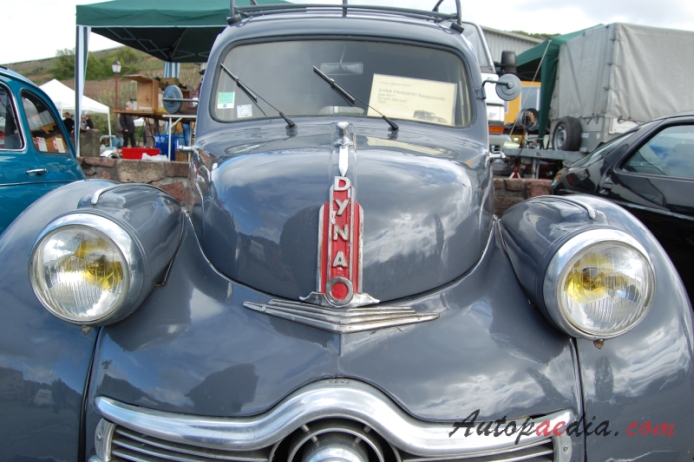 Panhard Dyna X 1948-1954 (1953 K211 850ccm fourgonnette 3d), emblemat przód 