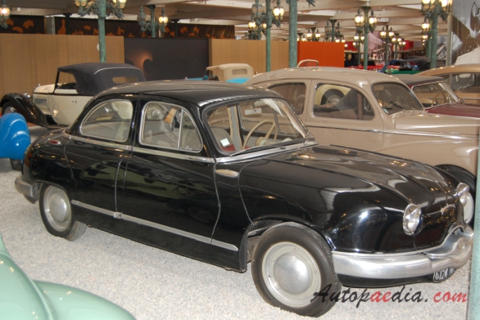 Panhard Dyna Z 1954-1959 (1956 Z1 berline 4d), prawy przód