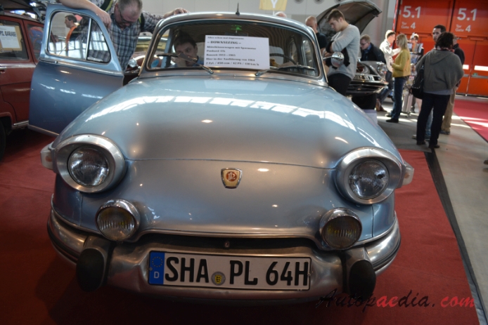 Panhard PL 17 1959-1965 (1964 17b sedan 4d), front view