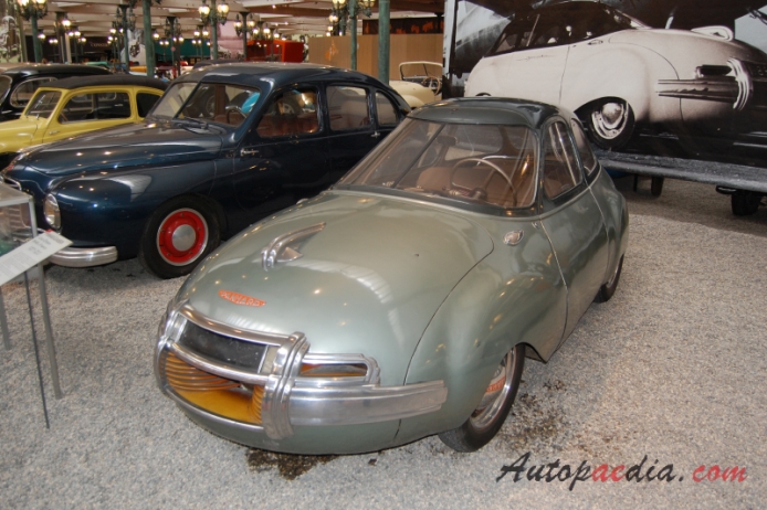 Panhard Dynavia 1948, left front view