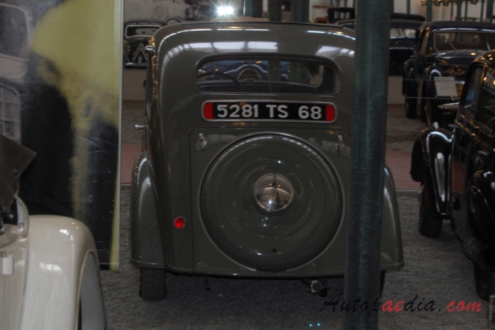 Peugeot 201 1929-1937 (1937 saloon 4d), tył