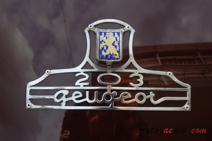 Peugeot 203 1948-1960 (1950 sedan 4d), emblemat tył 