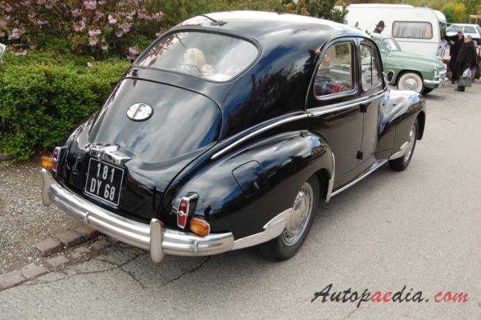 Peugeot 203 1948-1960 (1952-1960 sedan 4d), right rear view