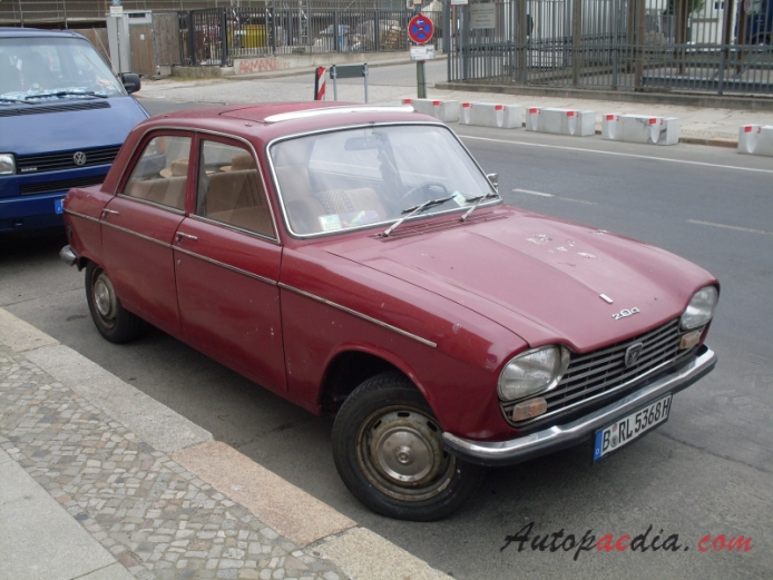 Peugeot 204 1965-1976 (1965-1969 sedan 4d), right front view