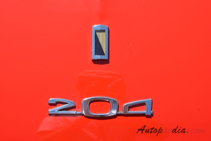 Peugeot 204 1965-1976 (1969-1970 Cabriolet), emblemat przód 