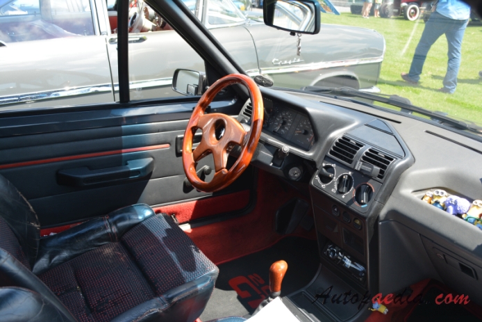 Peugeot 205 1983-1998 (1990-1992 Peugeot 205 CTi cabriolet 2d), interior