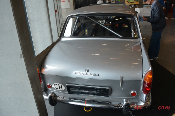 Peugeot 404 1960-1975 (1965 Peugeot 404 Rally saloon 4d), tył