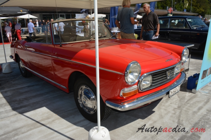 Peugeot 404 1960-1975 (1968 injection Pininfarina cabriolet 2d), right front view