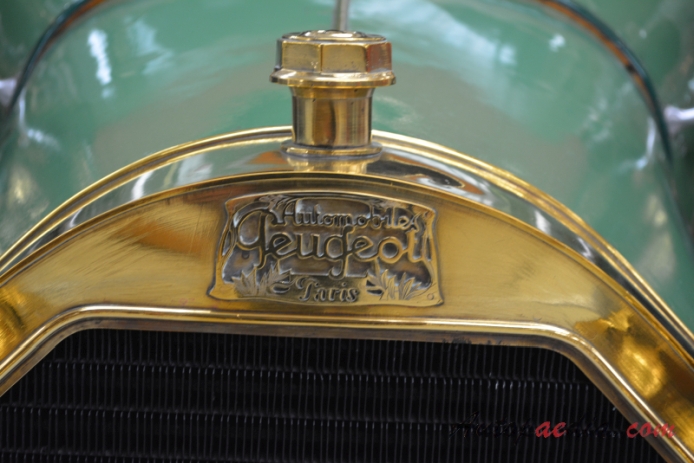 Peugeot typ 143 1912-1913 (1912 torpedo), emblemat przód 