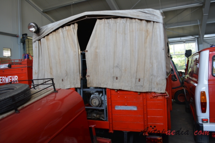 Phänomen Granit 30K (Robur Garant 30K) 1953-1961 (1960 LF-Lkw-TS 8-STA wóz strażacki), tył