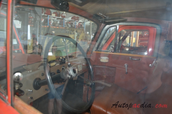 Phänomen Granit 30K (Robur Garant 30K) 1953-1961 (1960 LF-Lkw-TS 8-STA wóz strażacki), wnętrze