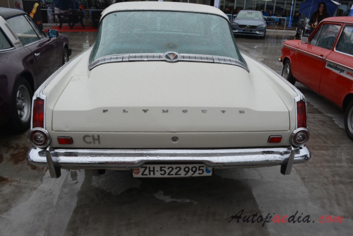 Plymouth Barracuda 1. generacja 1964-1966 (1964-1965 V8 fastback Coupé 2d), tył