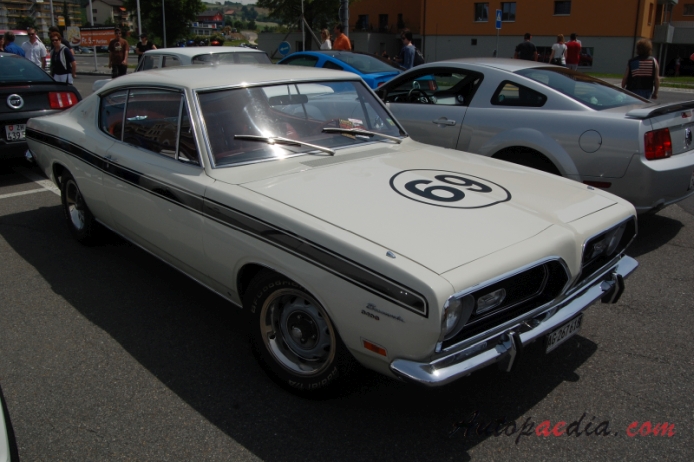 Plymouth Barracuda 2nd generation 1967-1969 (1969 Formula S 340 fastback Coupé 2d), right front view