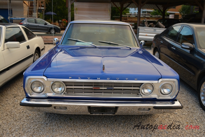Plymouth Belvedere 6th generation 1965-1967 (1967 Belvedere II station wagon 5d), front view