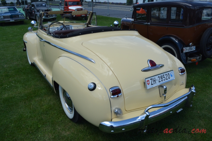 Plymouth Deluxe 1946-1950 (1946-1948 Special Deluxe cabriolet 2d), lewy tył