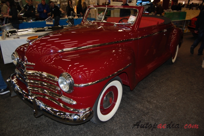 Plymouth Deluxe 1946-1950 (1946-1948 Special Deluxe cabriolet 2d), lewy przód